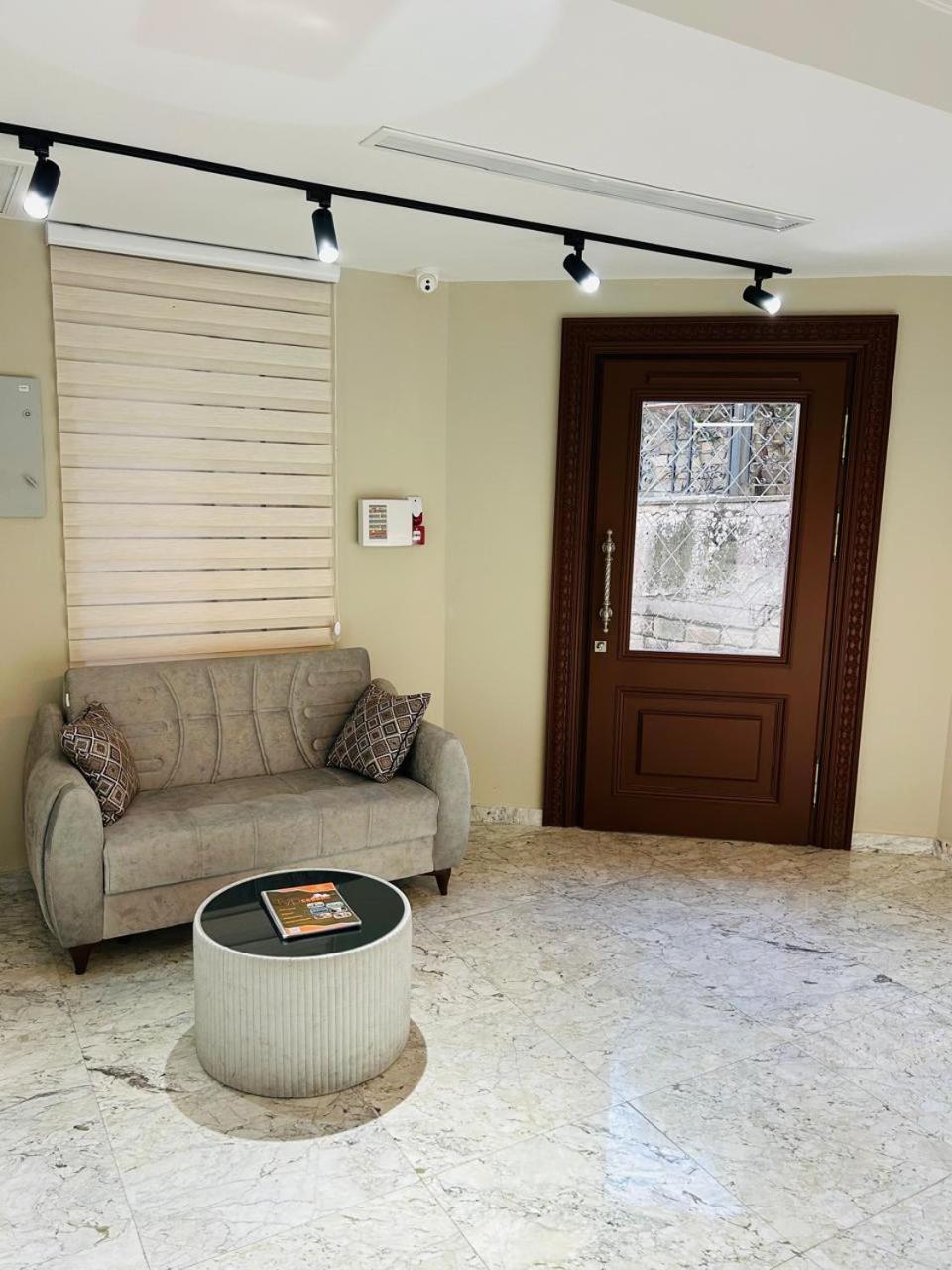 Sunday Hotel Baku Exterior photo